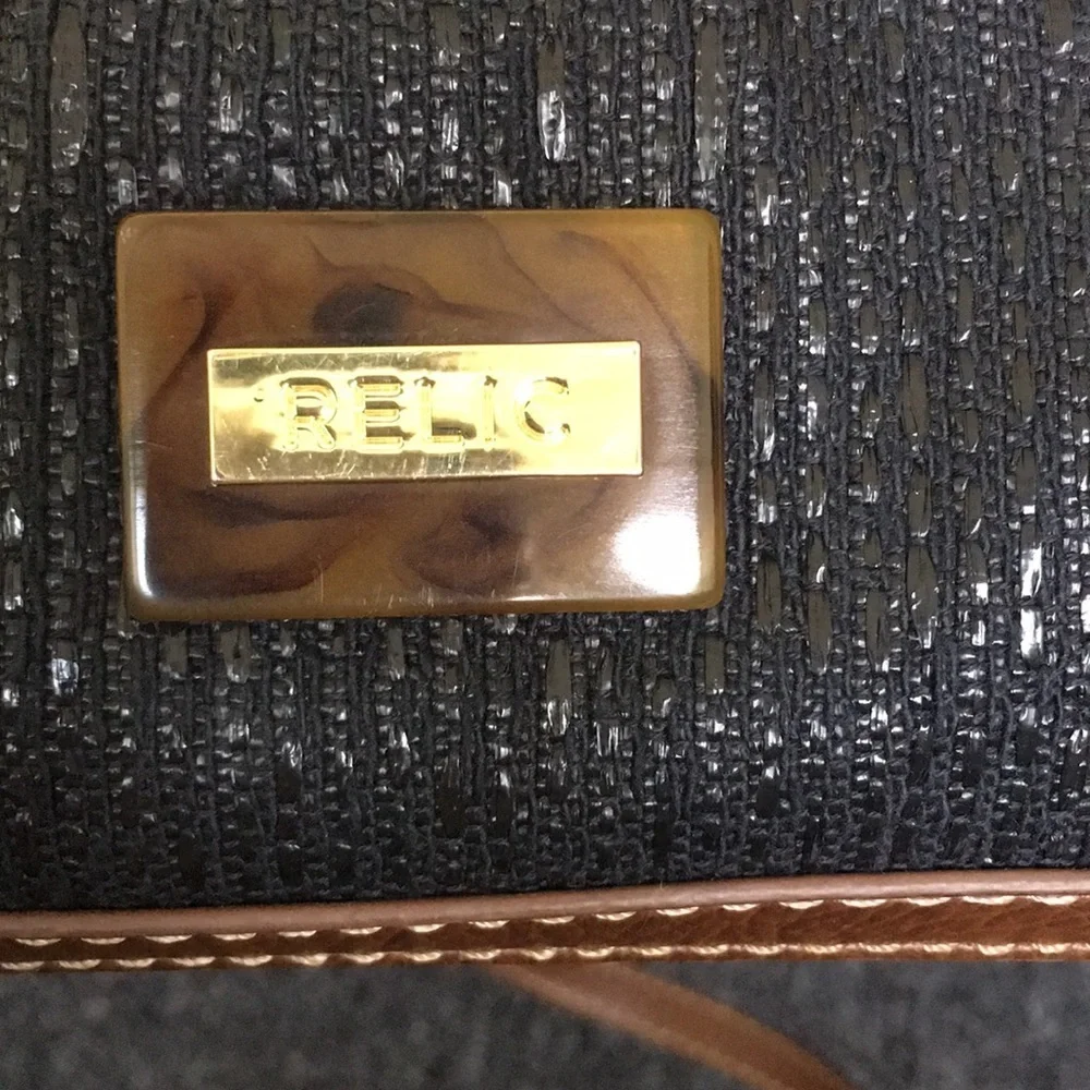 💝vintage SALE PRICE 🔥Relic shoulder purse. Like New